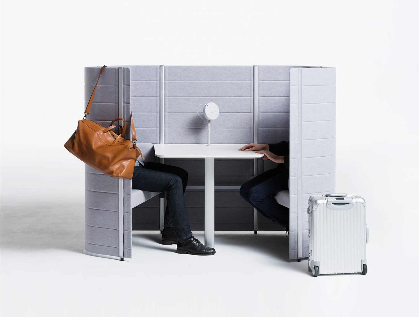 会议台|静音舱/洽谈屋|办公家具|（中国）科技公司家具|Workbays Focus 1